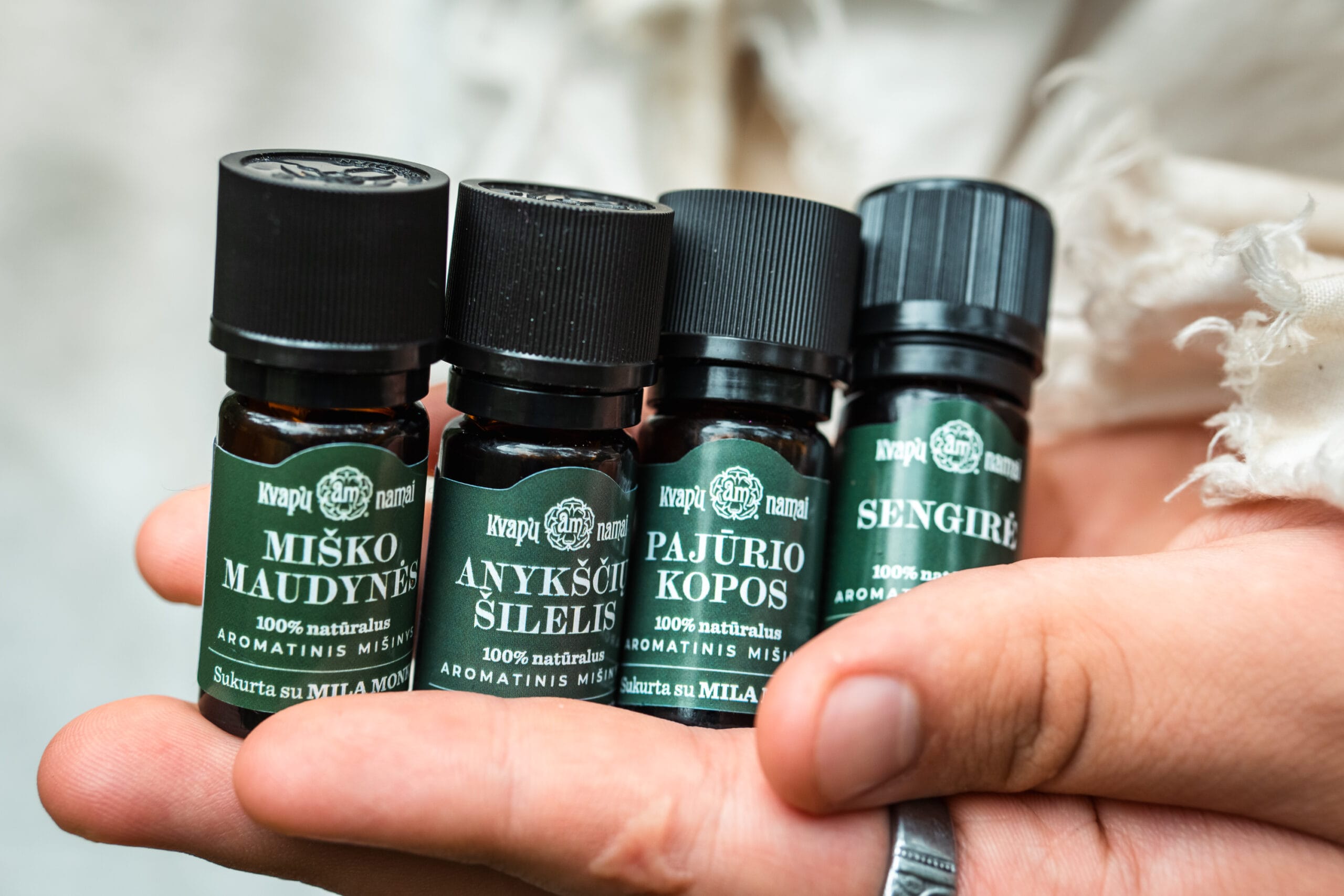 Arom. eterinių aliejų mišinys ‘Anykščių šilelis’