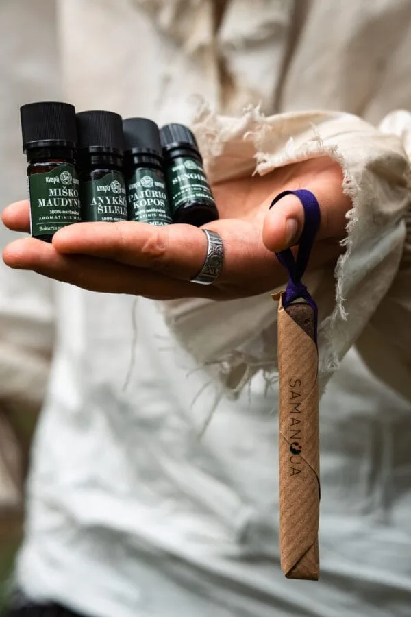 Rinkinys Nr. 7 „Giria nosį trina“